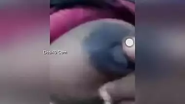 Desi Mallu Girl Showing Her Boobs And Pussy Fingering On Video Call Part2