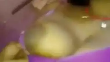 XXX lover secretly comes to Desi wife to make MMS video and leak it