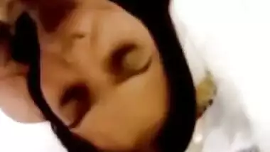 Gujju Bhabhi Blowjob Dancing Nude n Fucked Hard Scandal wid Audio 19 Mins