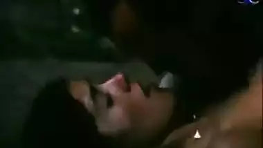 What is the actress's name and which vid