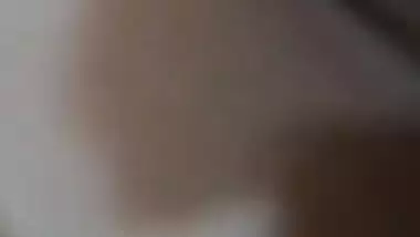 Bhabi calling Hubby n saying main late hoga mein bbahar baiti ho and fuk with his frnd