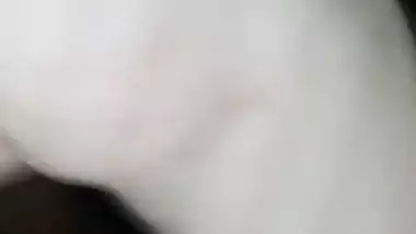 Romantic songs and a deep Indian blowjob from Bhabhi