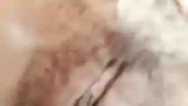 Naked Desi seductress reveals her XXX tits and slit for hot MMS vid