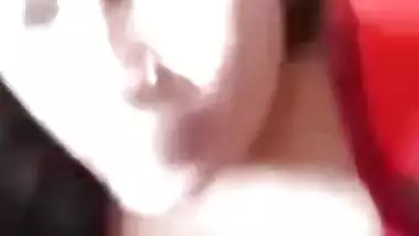 Bengali gal sucks XXX dick and copulates with Desi man in the toilet