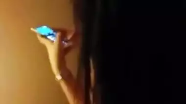 Beautiul babe nude in hotel room