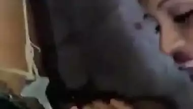 Desi Beautiful gf sucking lover dick