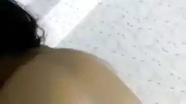 Desi woman is humped by husband who does XXX porn to leak to the web