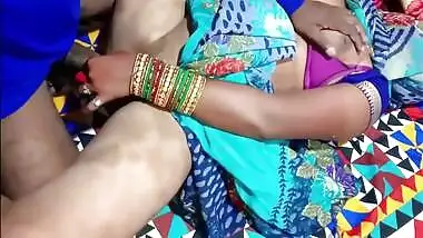 Desi Bhabhi Ki Chut Chood Ke Bhosda Bana Diya Hindi Porn Video Clear Audio