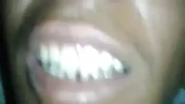 Mature Desi makes such faces as if she cums with every XXX friction