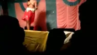 Desi Bhabhi Dances Nude on Stage in Public