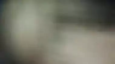 Hot cum-hole Desi cutie rubs her cunt and fingers her wet crack