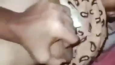 Pervert fucks his stepsister’s hairy pussy in desi MMS