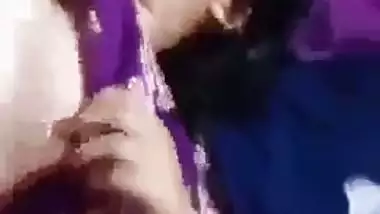 Married bhabhi sex affair with neighbor viral clip