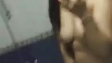 Plump Desi love has sex boobs and takes XXX selfies in the bathroom