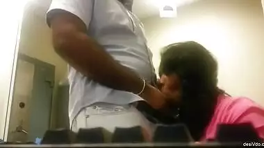 Horny HR Manager Likes To Get Naughty With Her Freshers Blowjob And Fucking Videos Part 1