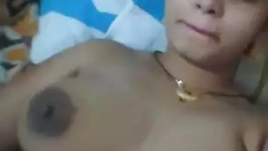 Cute Desi wife big boobs show on cam for her secret hubby