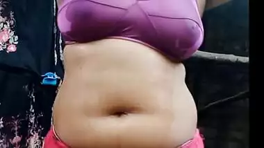 Hot sexy indian girl is bathing in the bathroom and showing her cute nude