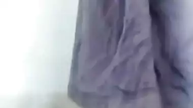 Indian Cute Village Girl Hairy Pussy Show Selfie Mms