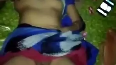 Today Exclusive-sexy Desi Randi Bhabhi Boobs And Hairy Pussy Record By Dewar
