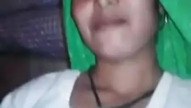 Indian sex woman is blatant enough to take her XXX vagina to light