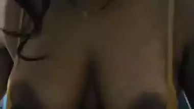 Mature milf asks her lover to suck her boobs