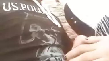 Desi girl in white hijab wants to show her boyfriend porn talents