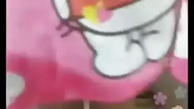 Desi girl wipes her XXX pussy in the shower turning it into sex show