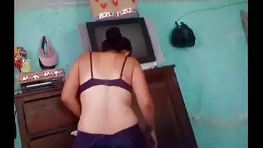 Big boobs maid red hot bending down cleavage show