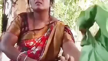 Outdoor sex of a handicapped man with a milf in the jungle