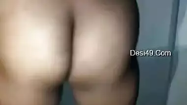 Today Exclusive-horny Desi Bhabhi Showing Her Boobs And Pussy Fingering Part 2