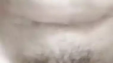 Indian XXX wife performs MMS show and exposes private parts to Desi men