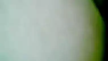 Indian sex video HD of a naughty teen enjoying a home sex session