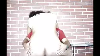 College girl desi mms sex scandal video recorded in classroom!