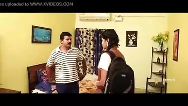 தனியாத்தான் இருக்கேன் உள்ளவாம்மா