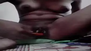 Indian sex whore expose her XXX body on a low-quality camera in her room