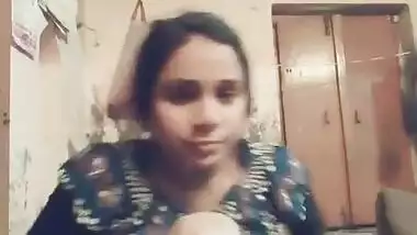 Beautiful Indian Cute Collage Girl Showing Boobs And Pussy