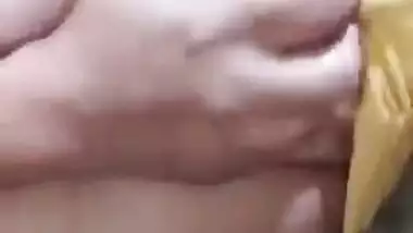 Naughty Indian teen records solo porn clip in which she plays with jugs