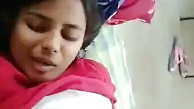 Horny Indian masturbatin selfie MMS
