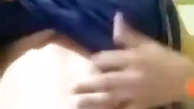 Bhabhi Shows Her Pussy