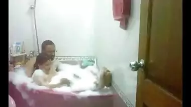 Big ass Indian aunty nude bath videos taken by her lewd husband for you