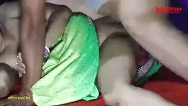 Indian bhabi fucking in home with Dever G ne chut ki aag bhujhae