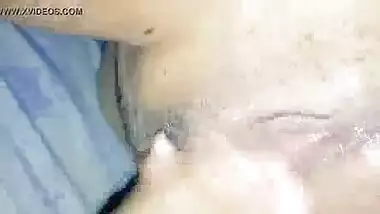 Tamang Sound Trip para hindi Marinig ng mga Kapitbahay ang Masarap na Kantutan!!