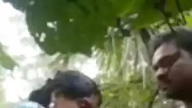 Desi village couple sex in jungle recorded