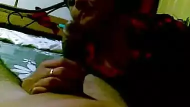 Azamgarh Housewife Anila - Movies.