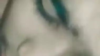 Horny Indian XXX whore riding her client’s hard cock MMS