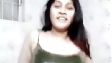 Sexy Desi Girl Bathing