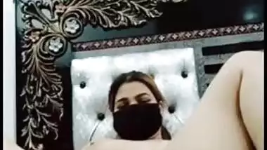 Busty nude Desi wench talks dirty when fingering XXX anus for BF