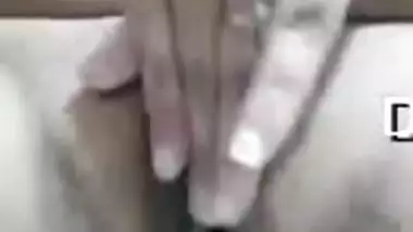 Self-isolated Indian girl has no choice but to play with pussy