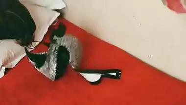 An 18 yr old girl takes her BF’s dick in an Indian teen sex