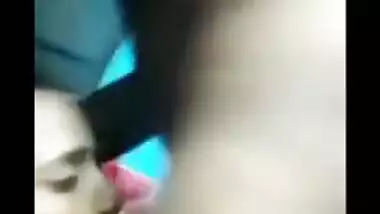 Sexy Dehati wife poses for live XXX chat when sucking Desi pecker